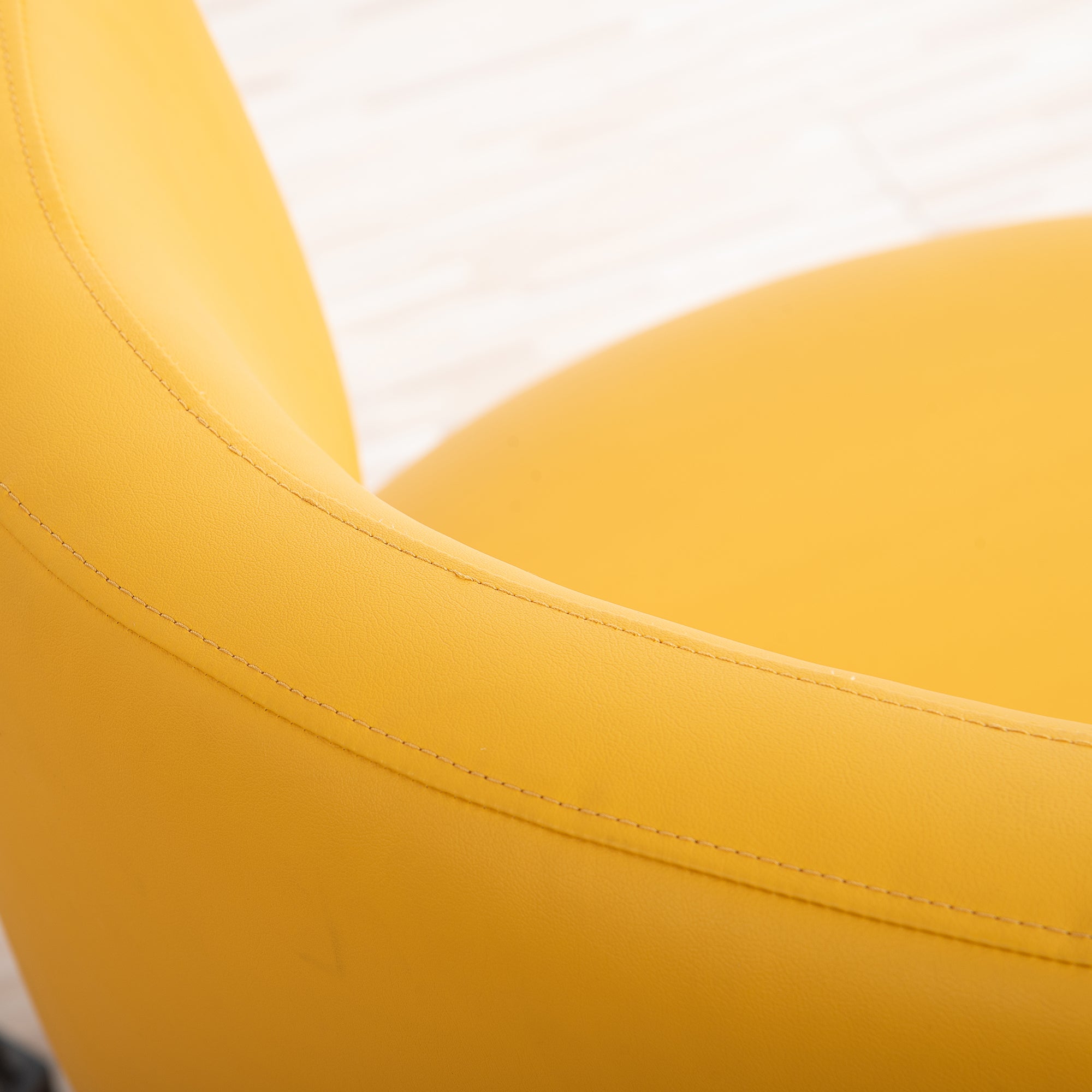 29.13" W Uphostered Swivel Living Room Chair